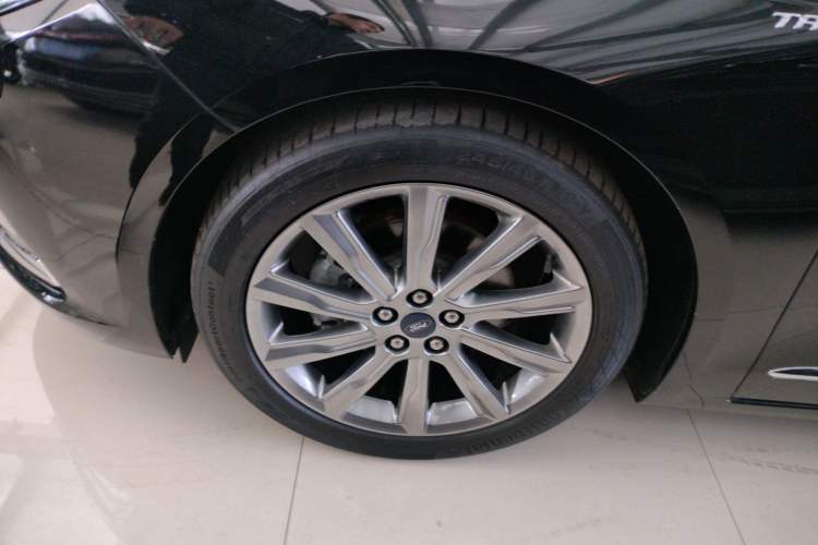 Used Ford Taurus 2019 EcoBoost 245 Premium Edition
