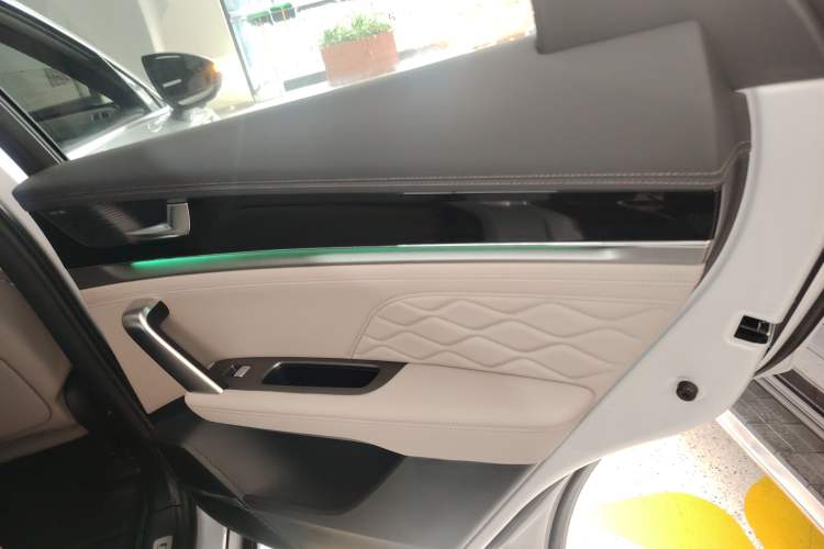 Used BYD Tang New Energy 2024 DM-i Glory Edition 112KM Flagship Model
