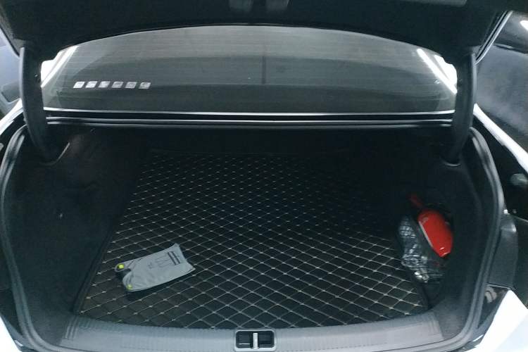 Used Audi A4L 2019 40 TFSI Ambition China VI
