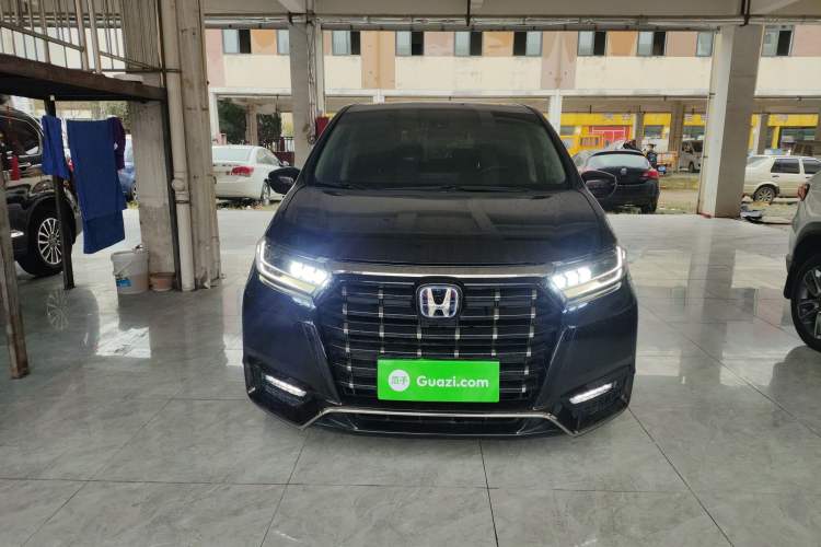 Used Honda Elysion 2022 2.0L eHEV Luxury First Edition
