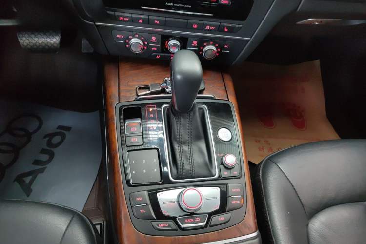 Used Audi A6L 2018 30th Anniversary Edition 35 TFSI Fashion Model
