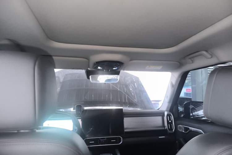 Used JETOUR Traveler 2023 2.0T All-Wheel-Drive CrossPRO
