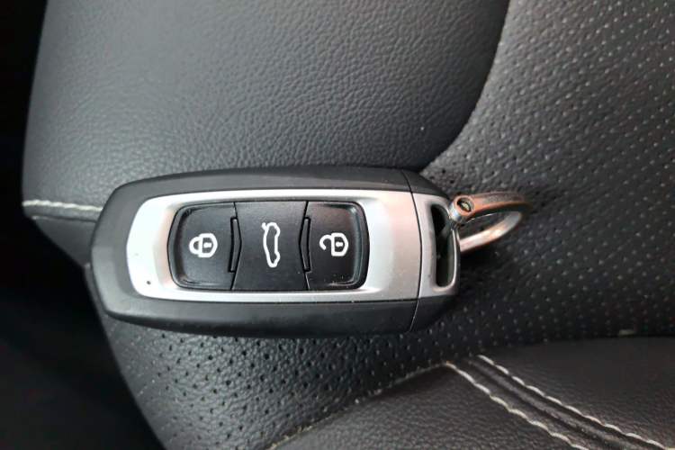 Used Geely Auto Vision X3 2017 1.5L Automatic Elite Model
