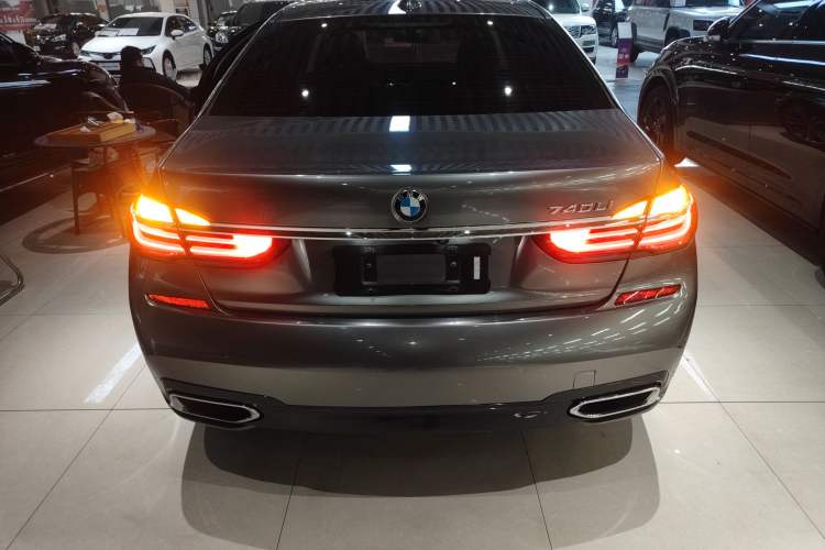 Used BMW 7 Series 2018 730Li Leading Model M Sport Package
