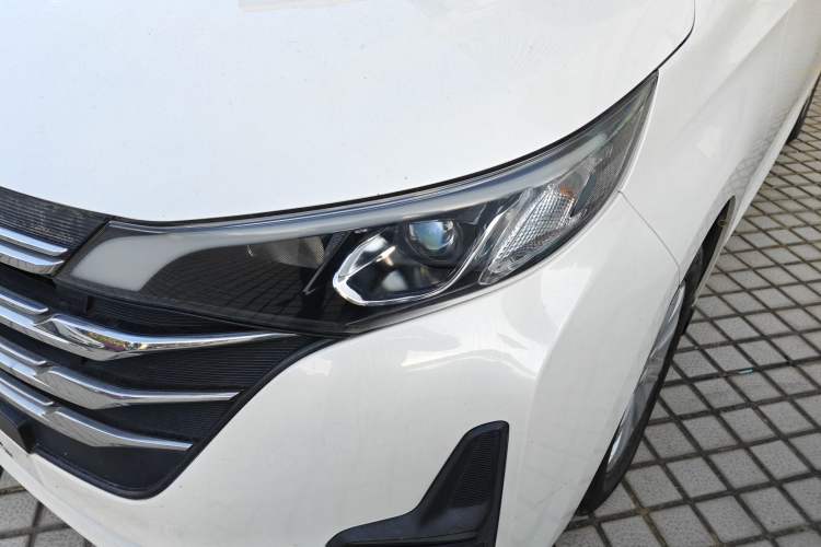 Used GAC Trumpchi M6 2021 270T DCT Luxury Edition (7 Seats)