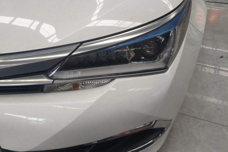 Used Toyota Corolla 2017 Revised Dual-Engine 1.8L E-CVT Leading Edition