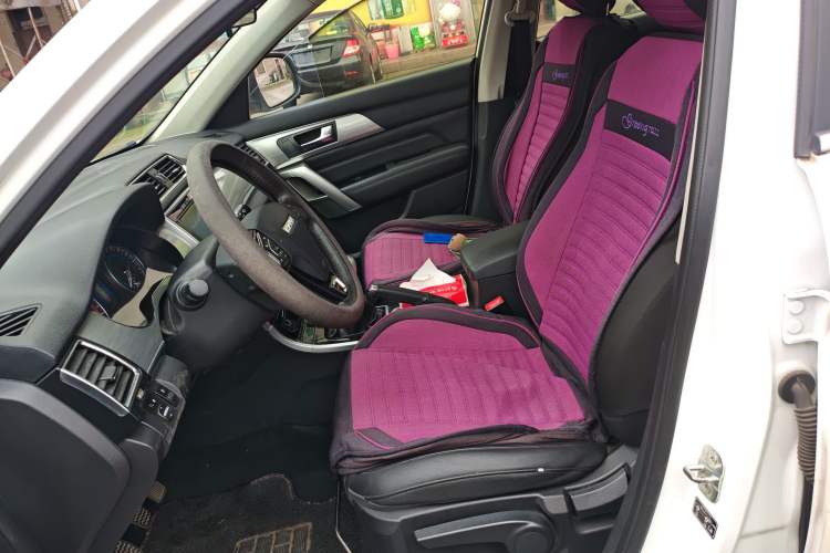 Used Haval H2 2017 Red-Label 1.5T Manual Two-Wheel-Drive Elite Model