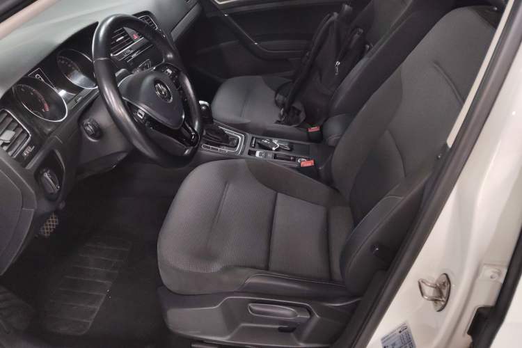 Used Volkswagen Golf 2018 1.6L Automatic Comfort Model