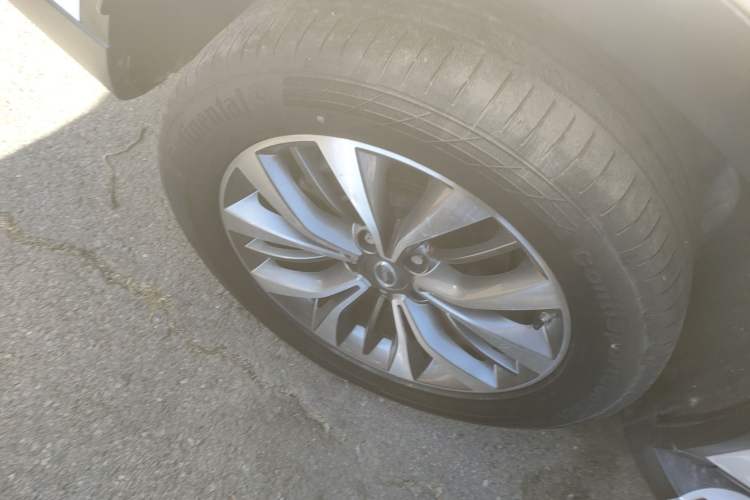 Used GAC Trumpchi GS8 2017 320T Two-Wheel Drive Luxury Smart Connectivity Version (7 Seats)