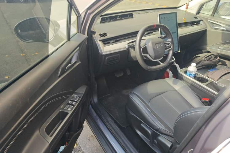 Used NETA V 2022 Chao 300 Lite Lithium Iron Phosphate
