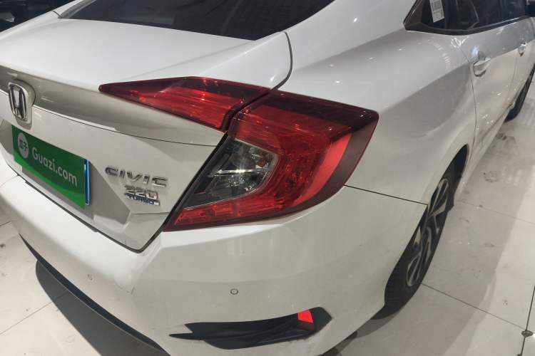 Used Honda Civic 2016 220TURBO CVT Luxury Edition