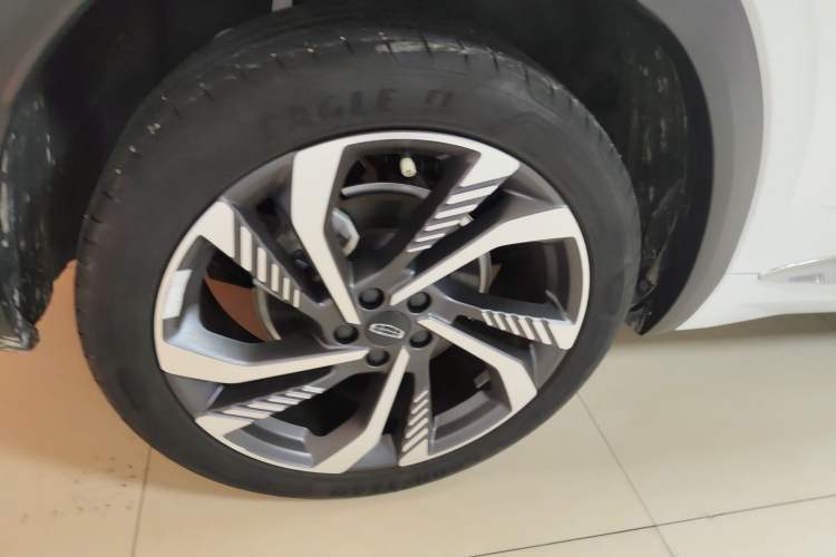 Used Geely Auto Monjaro L 2021 2.0TD DCT EVO Two-Wheel Drive Smart Luxury Version
