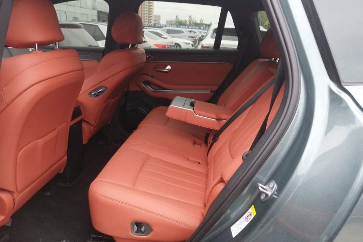 Used BYD Tang L 2025 DM 175KM Drone Player Edition
