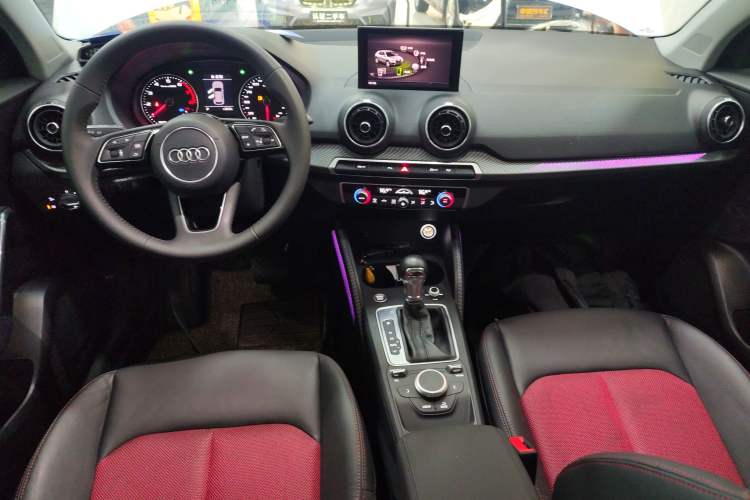 Used Audi Q2L 2020 35 TFSI Fashion Dynamic Model
