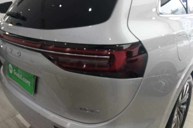 Used Hima AITO M7 2024 1.5T Rear-Drive Plus Version 6 Seats
