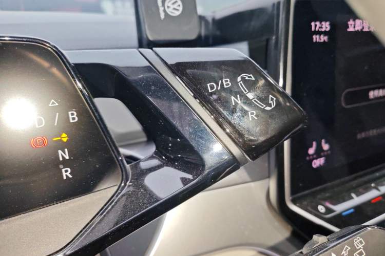 Used Volkswagen ID.6 CROZZ 2021 Long-Range PURE+ Edition