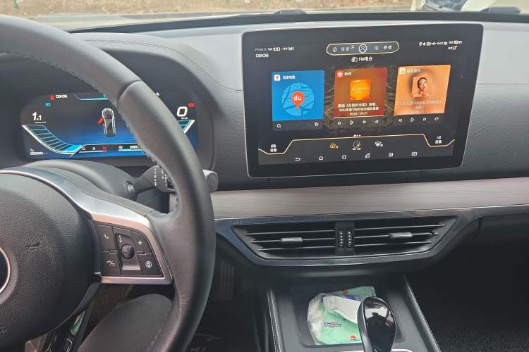 Used BYD Tang 2018 2.0T Automatic SmartConnect Prestige 7-Seater China V Standard
