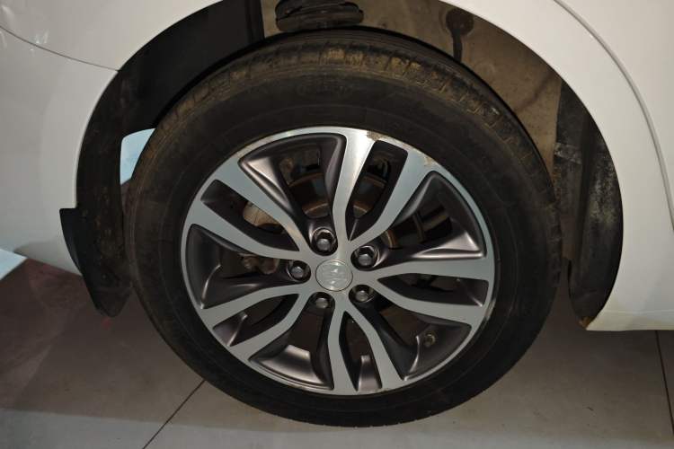 Used Buick GT 2019 18T Automatic Connected Elite Model China VI Standard
