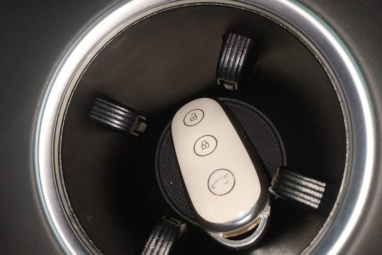 Used Li Auto L8 2023 Pro Model
