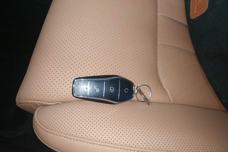 Used BYD Han L 2025 DM-p Four-Wheel-Drive LiDAR Flagship Model
