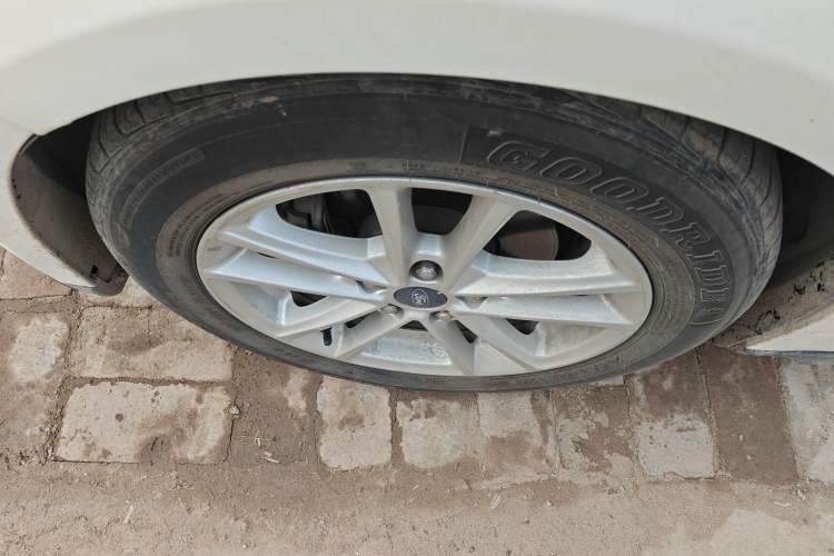 Used Ford Focus 2015 Hatchback EcoBoost 125 Automatic Supreme Style Edition
