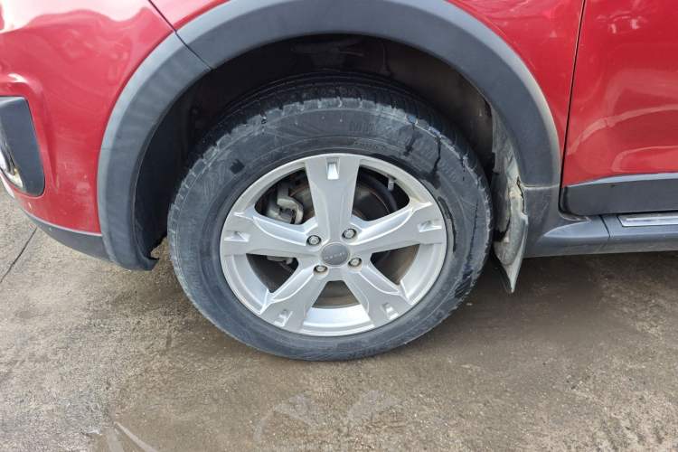 Used Haval H1 2016 Red-Label 1.5L AMT Luxury Model
