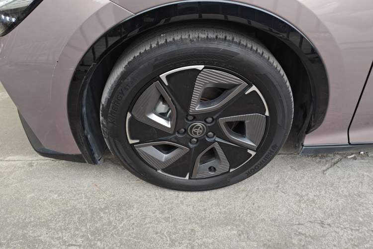 Used Toyota bZ3 2023 616 km Long-Range Premium
