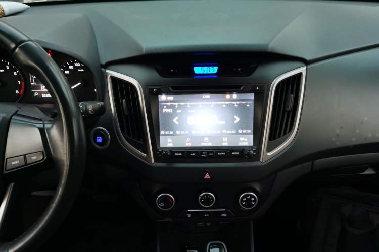 Used Hyundai ix25 2015 1.6L Automatic Two-Wheel Drive Smart GLS Trim
