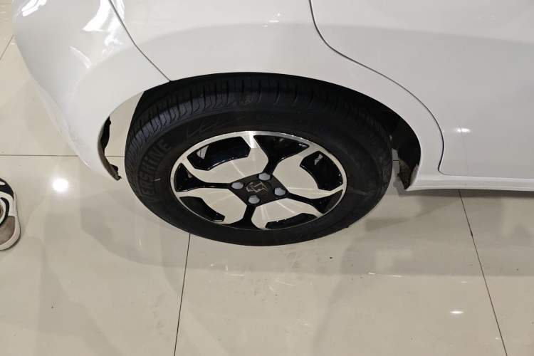 Used SOL E10X 2021 302 km Range Luxury Version 30.2 kWh
