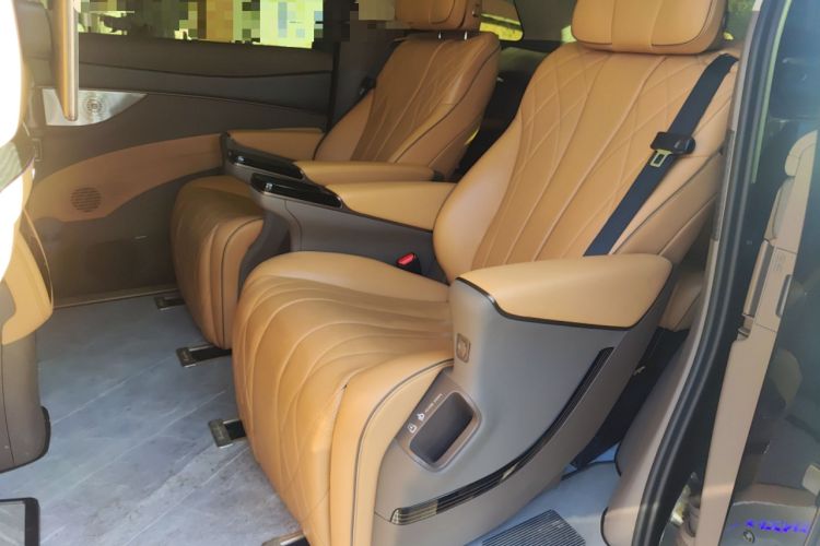 Used Denza D9 2022 DM-i 970 Four-Wheel Drive Flagship Model