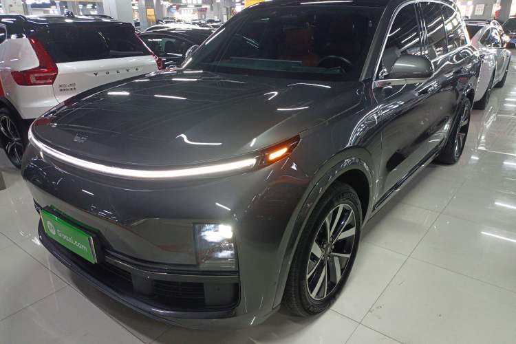 Used Li Auto L8 2024 PRO Model
