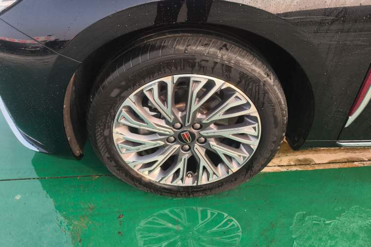 Used Hongqi H5 2023 2.0T Automatic Smart Connect Flagship Edition
