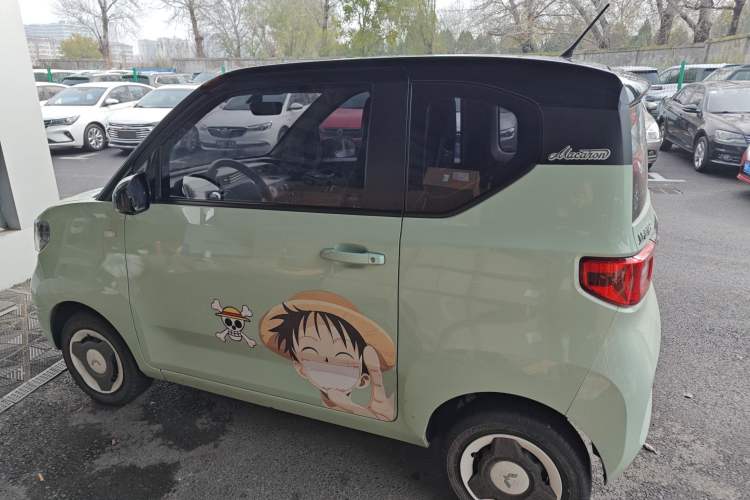 Used Wuling Hongguang MINIEV 2021 Macaron Fashion Model Lithium Iron Phosphate
