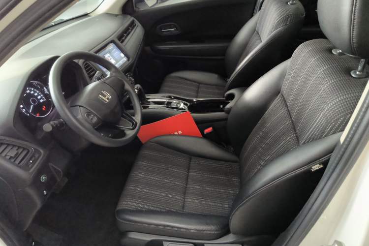 Used Honda Vezel 2017 1.8L CVT Front-Wheel Drive Pioneer Edition