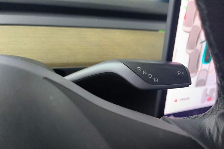 Used Tesla Model Y 2021 Long-Range All-Wheel-Drive Version 3D7