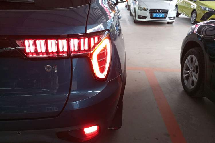 Used Lynk & Co 01 2017 2.0T Two-Wheel Drive Zhaopu Version
