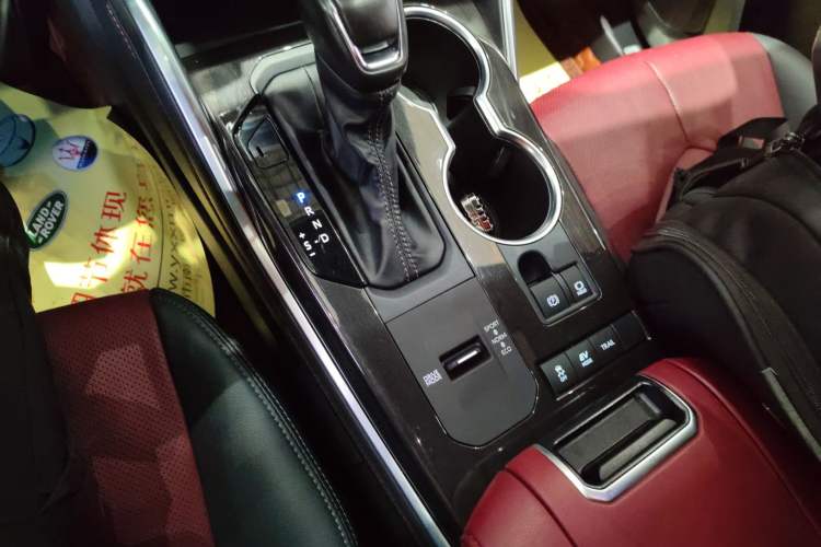 Used Toyota Crown Kluger 2023 2.5L HEV Four-Wheel Drive Flagship Edition