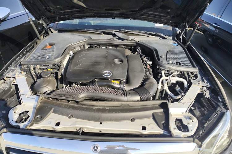 Used Mercedes-Benz E-Class 2019 Facelifted E 300 L Stylish Version
