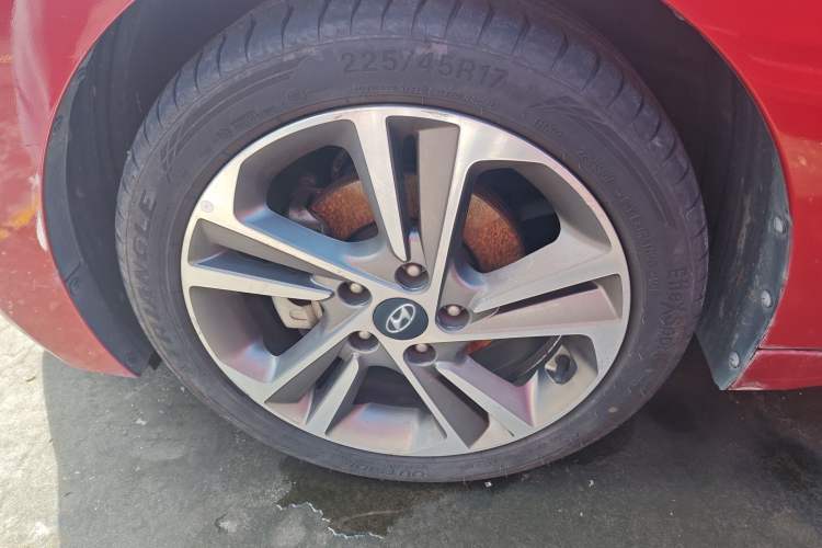 Used Hyundai Elantra 2016 1.6L Automatic ZhiXuan – Elite Version
