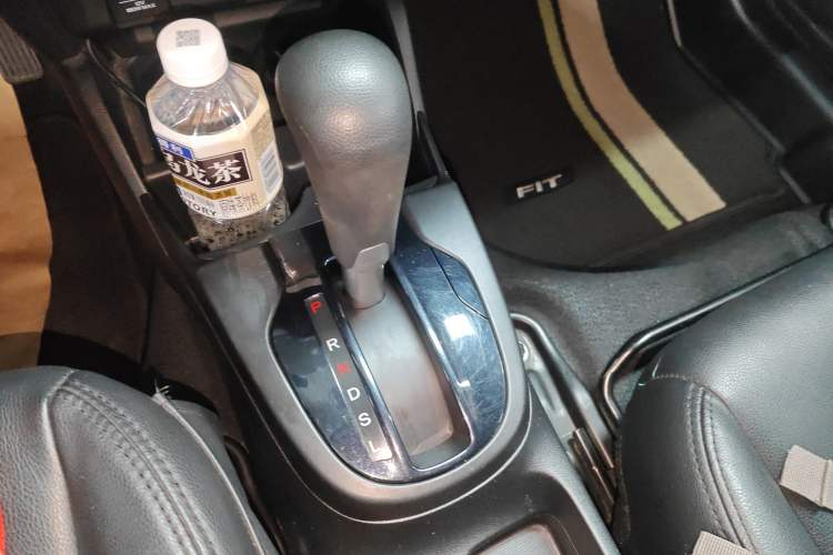 Used Honda Fit 2016 1.5L LX CVT Comfort Model
