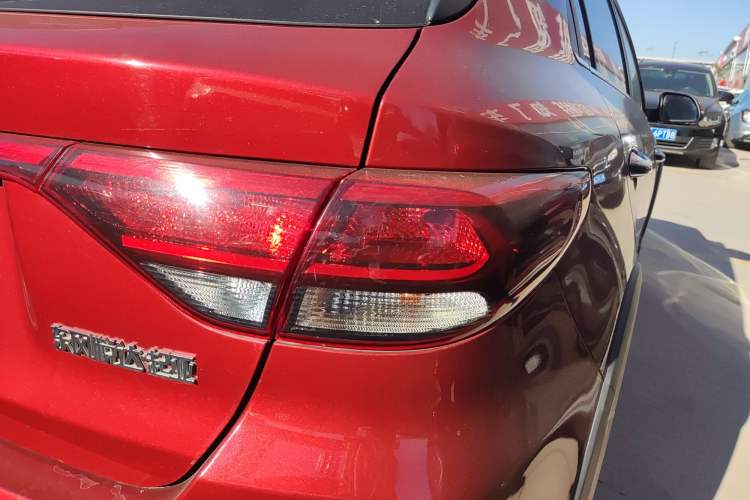 Used Kia KX Cross 2017 1.4L AT GLS