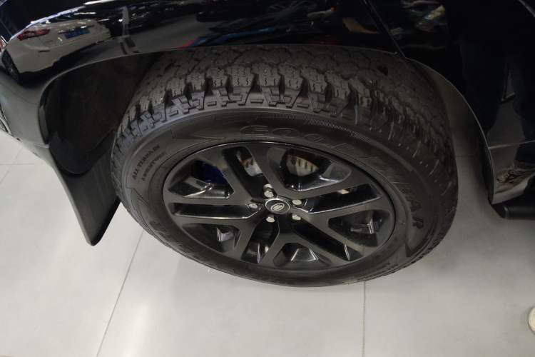 Used Land Rover Defender 2024 110 3.0T P400 Dark Edition