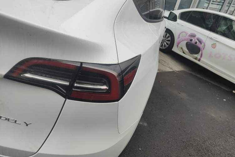 Used Tesla Model Y 2024 Rear-Wheel-Drive Version