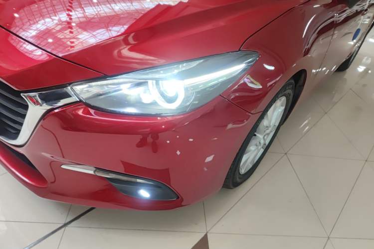 Used Mazda Mazda 3 Axela 2017 Sedan 1.5L Automatic Luxury Model Emission Standard China V
