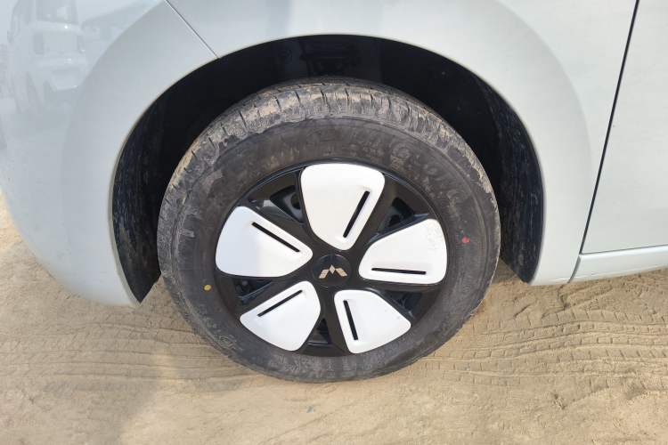 Used Wuling Hongguang MINIEV 2025 Four-Door Version Zhenxiang+ Edition
