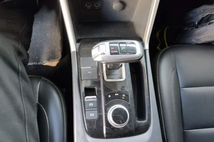 Used Great Wall Poer 2021 2.0T Commercial Version Automatic Diesel 4x4 Elite Long-Box GW4D20M
