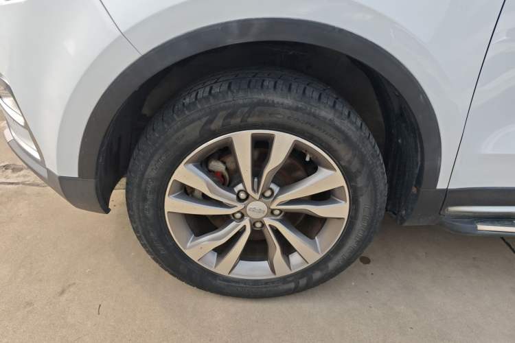 Used Geely Auto Emgrand X7 Sport 2016 2.0L Manual ZhiShang Version
