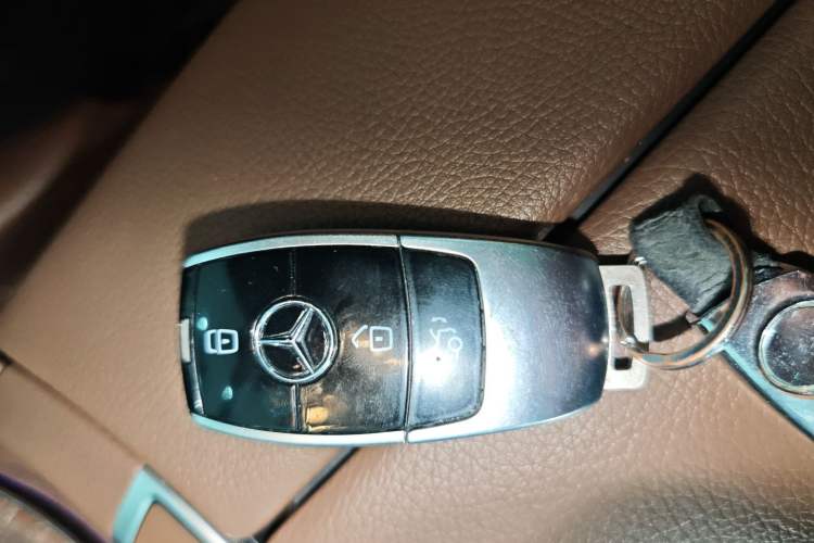 Used Mercedes-Benz E-Class 2017 E 300 L Luxury Model
