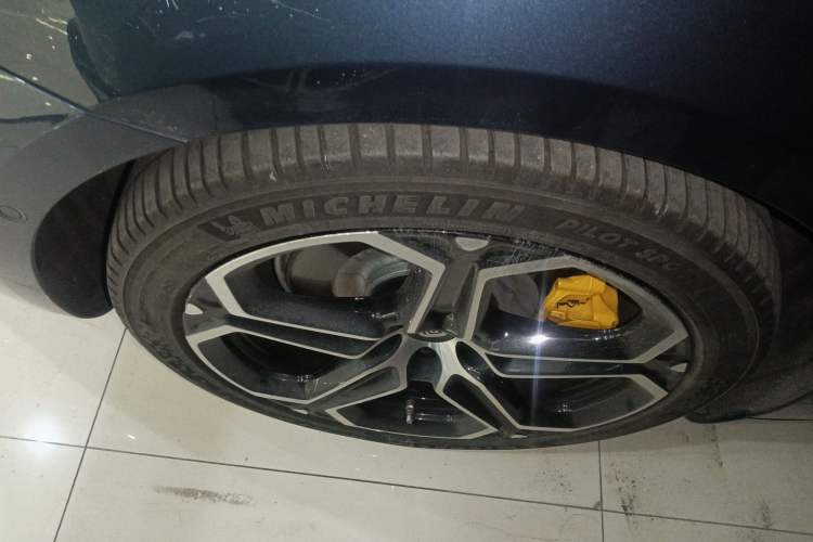 Used  SU7 2024 Four-Wheel Drive Ultra-Long Range Advanced Intelligent Driving Max Edition
