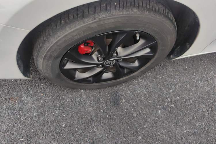 Used Buick Verano 2023 Pro GS Hunter Wind Edition
